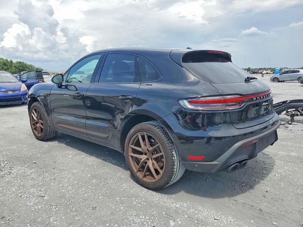 2022 PORSCHE MACAN S