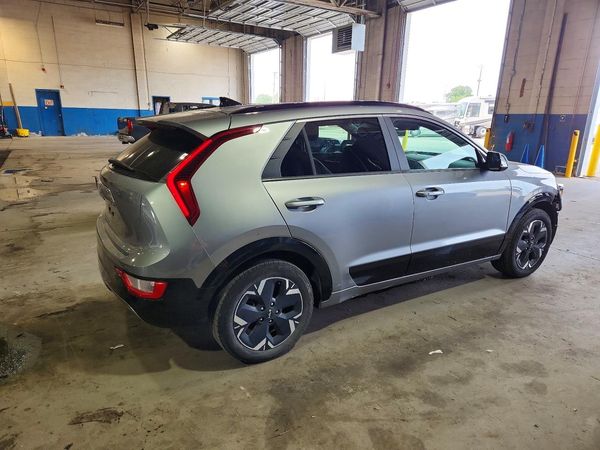 2024 KIA NIRO Wind