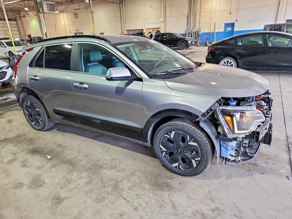 2024 KIA NIRO Wind
