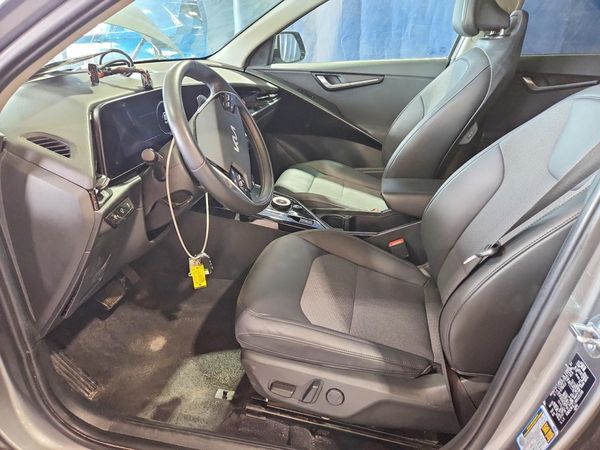 2024 KIA NIRO Wind