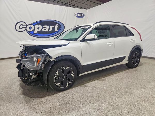 2024 KIA NIRO Wind