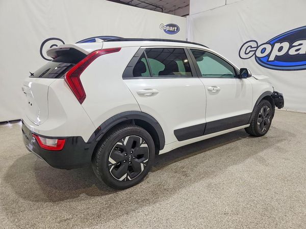 2024 KIA NIRO Wind