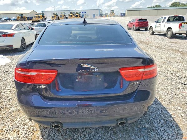 2019 JAGUAR XE
