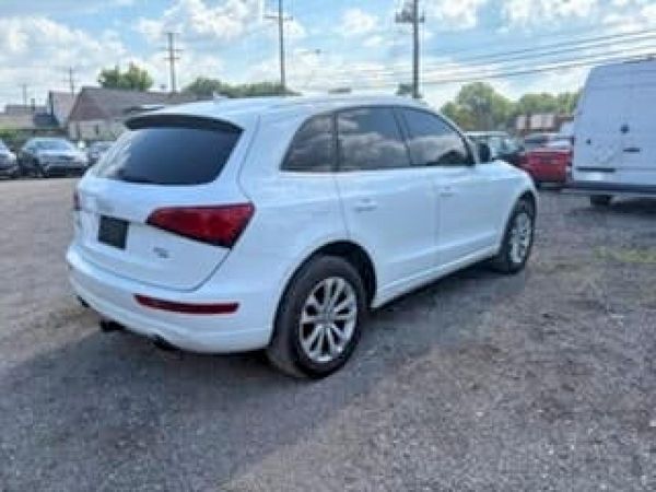 2014 AUDI Q5 Premium Plus