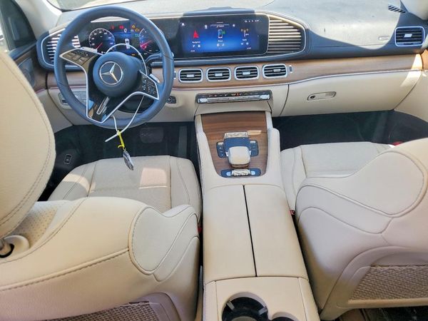 2024 MERCEDES-BENZ GLS