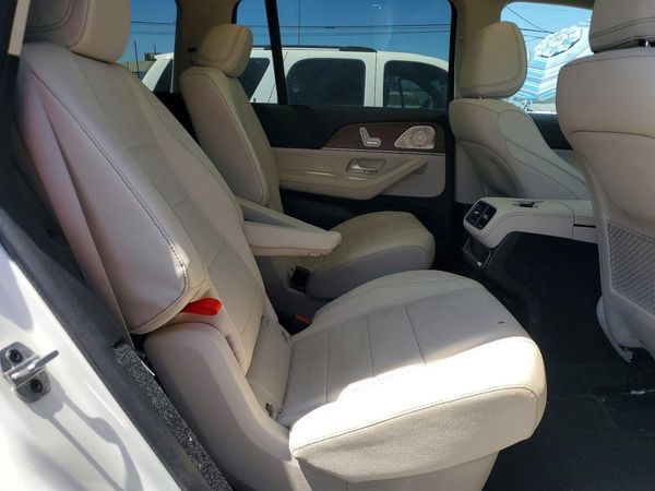 2024 MERCEDES-BENZ GLS
