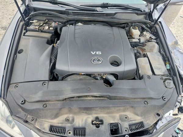 2013 LEXUS IS 250