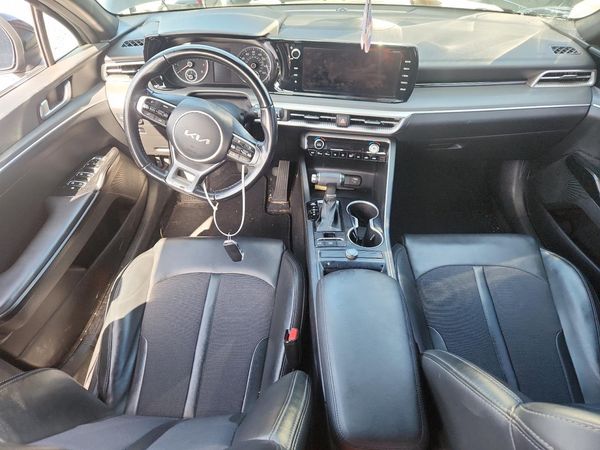 2022 KIA K5