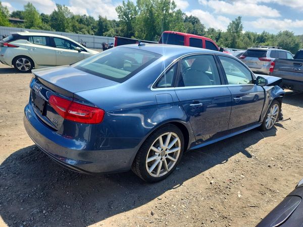 2015 AUDI A4 quattro Premium Plus