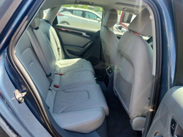 2015 AUDI A4 quattro Premium Plus