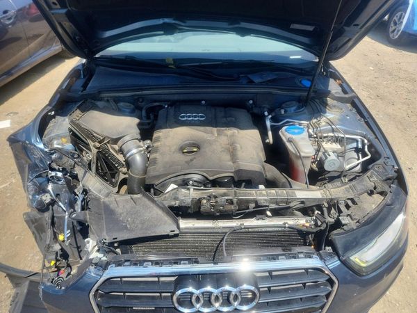 2015 AUDI A4 quattro Premium Plus