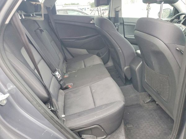 2017 HYUNDAI TUCSON