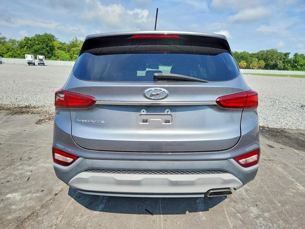 2019 HYUNDAI SANTA FE SE