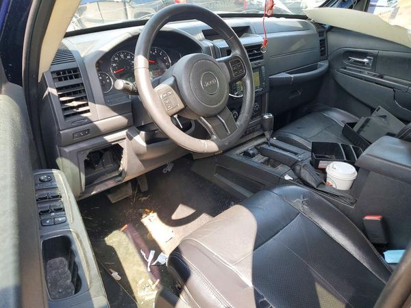 2012 JEEP LIBERTY Sport