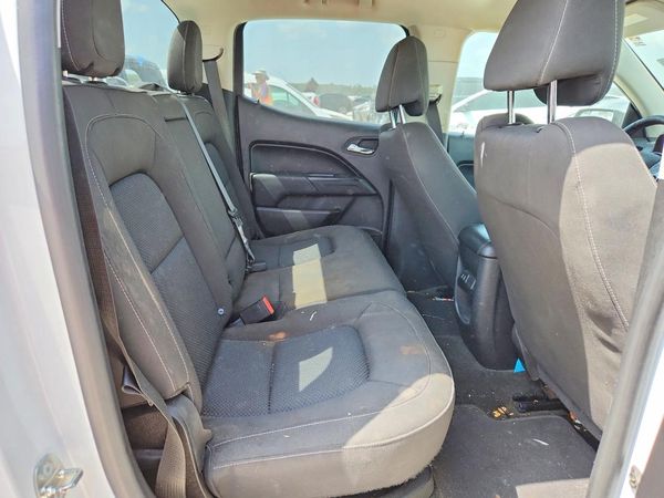 2017 CHEVROLET COLORADO LT