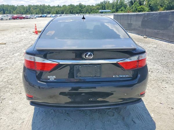2013 LEXUS ES 300h