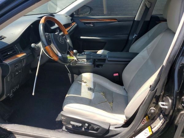2013 LEXUS ES 300h