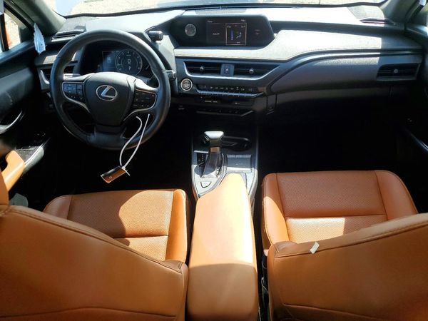 2020 LEXUS UX