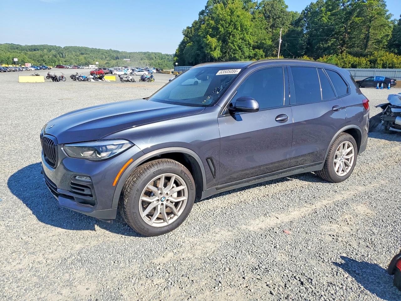 2019 BMW X5 xDrive40i — Front 3/4