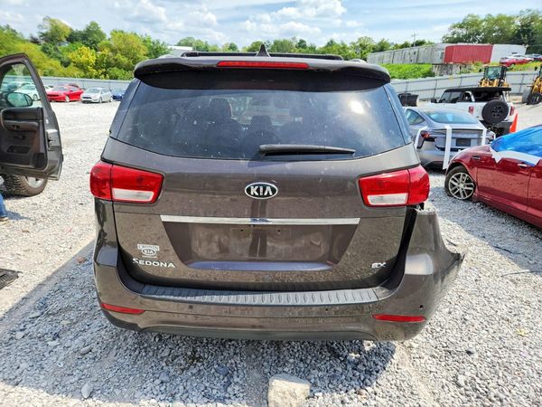 2016 KIA SEDONA EX - Middle level