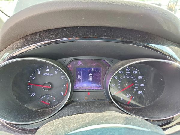 2016 KIA SEDONA EX - Middle level
