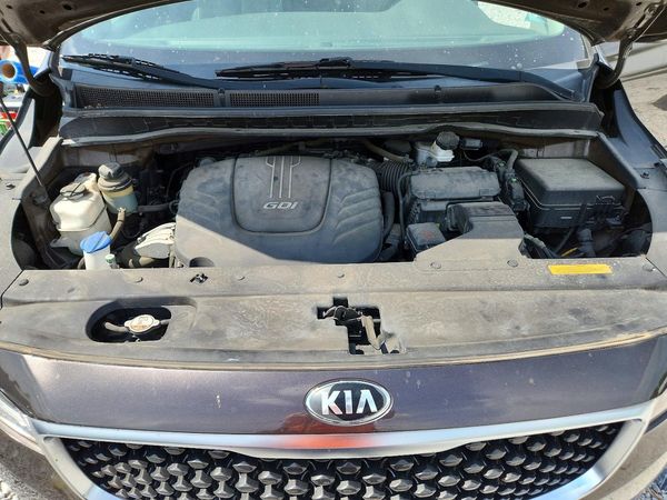 2016 KIA SEDONA EX - Middle level
