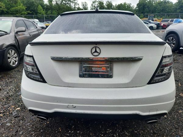 2013 MERCEDES-BENZ C C300
