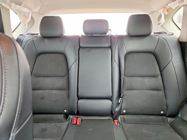 2022 MAZDA CX-5 Select Package