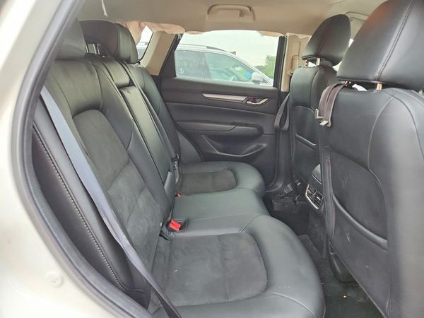2022 MAZDA CX-5 Select Package