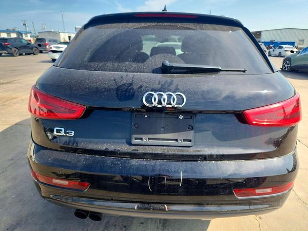 2015 AUDI Q3 Premium Plus