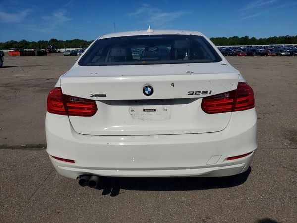 2015 BMW 328