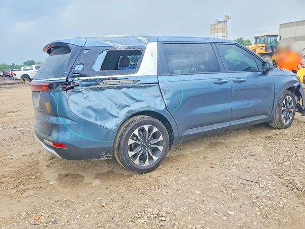 2022 KIA CARNIVAL EX