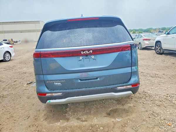 2022 KIA CARNIVAL EX