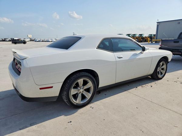 2018 DODGE CHALLENGER SXT