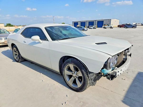 2018 DODGE CHALLENGER SXT