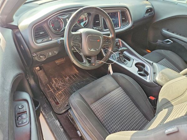 2018 DODGE CHALLENGER SXT
