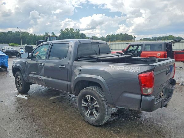 2017 TOYOTA TACOMA