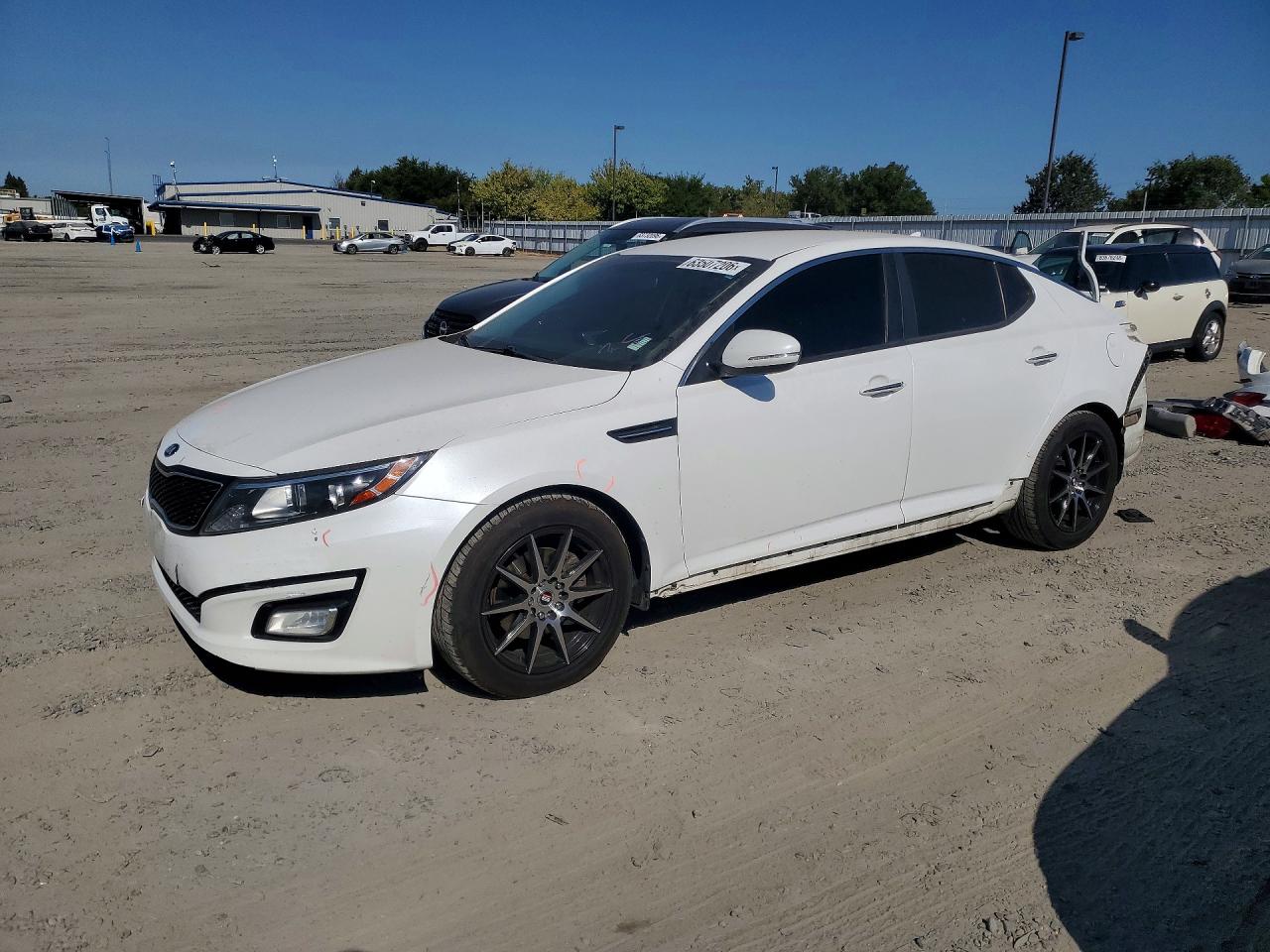 2015 KIA OPTIMA GL - Middle-low