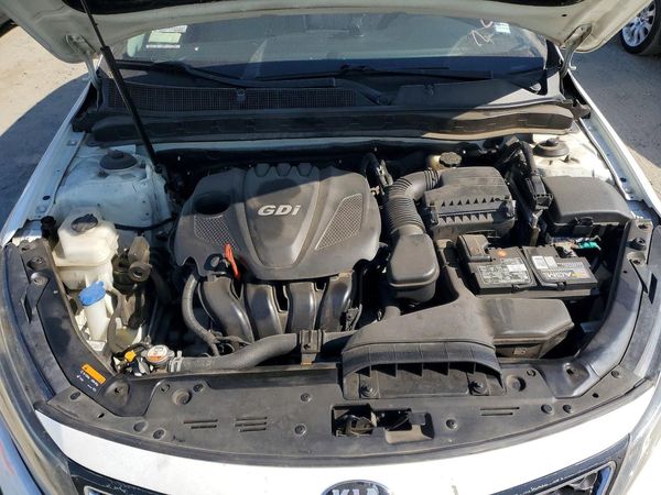 2015 KIA OPTIMA GL - Middle-low