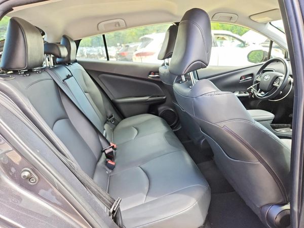 2020 TOYOTA PRIUS