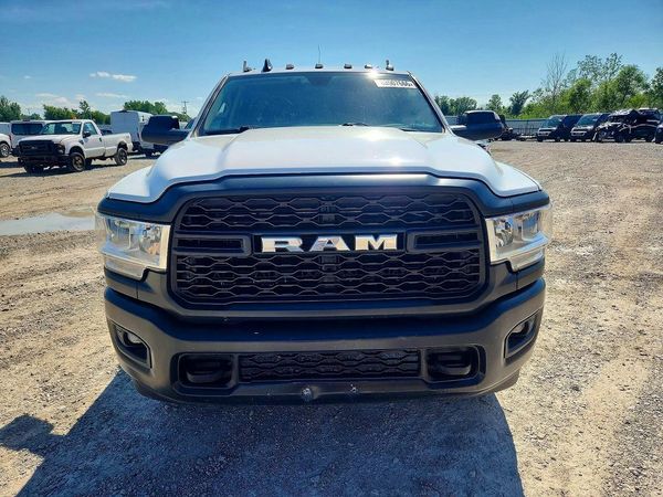 2020 RAM 3500 TRADESMAN CREW CAB 4X4