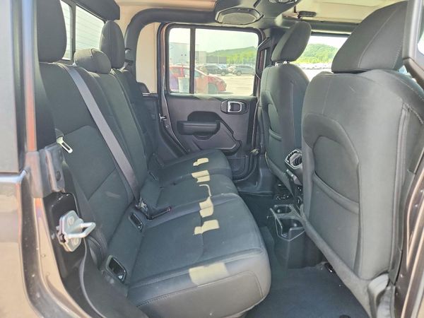 2022 JEEP GLADIATOR Sport