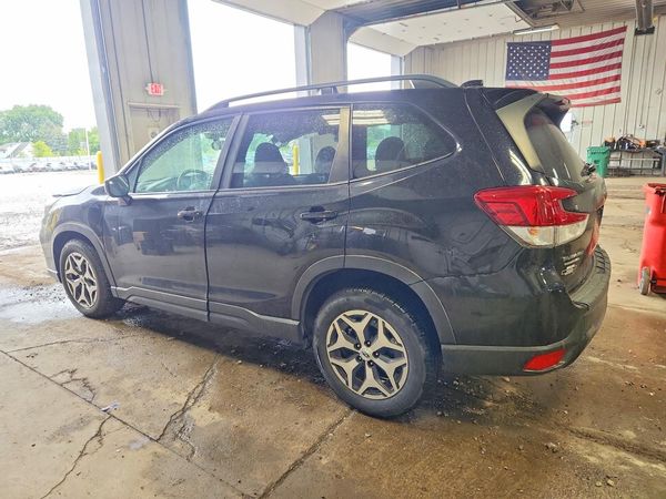 2021 SUBARU FORESTER Premium — DSRA