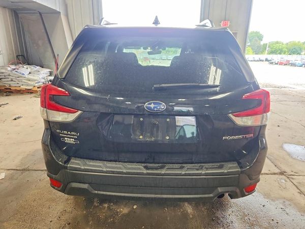 2021 SUBARU FORESTER Premium — DIRR