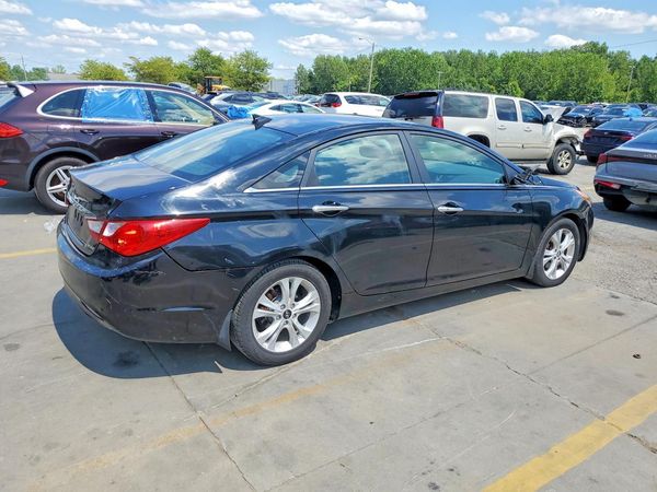 2013 HYUNDAI SONATA
