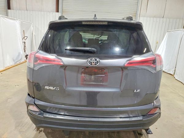 2018 TOYOTA RAV4 LE — DIRR