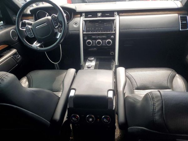 2017 LAND ROVER DISCOVERY HSE Luxury