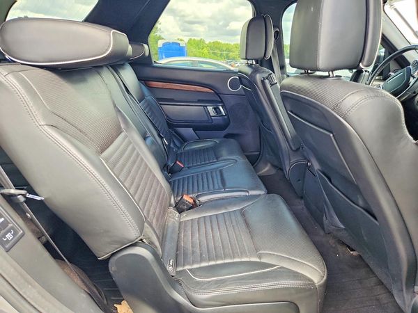 2017 LAND ROVER DISCOVERY HSE Luxury