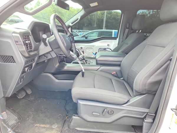 2024 FORD F150
