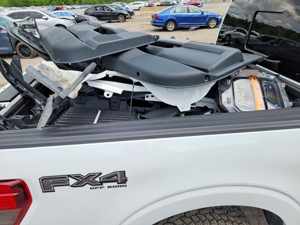 2024 FORD F150